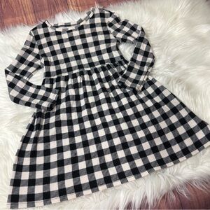 Old Navy Toddler Girl Size 5T Black and White A-Line Dress